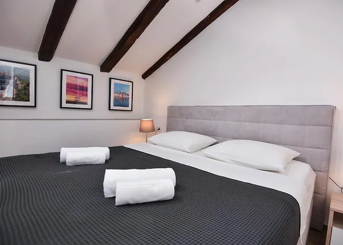 Lejlighed Old Town 1 *