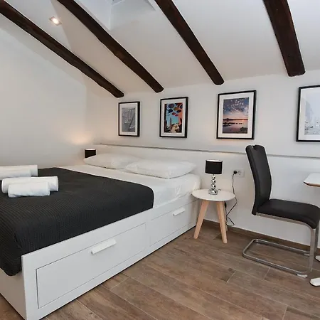Old Town 1 Apartman
