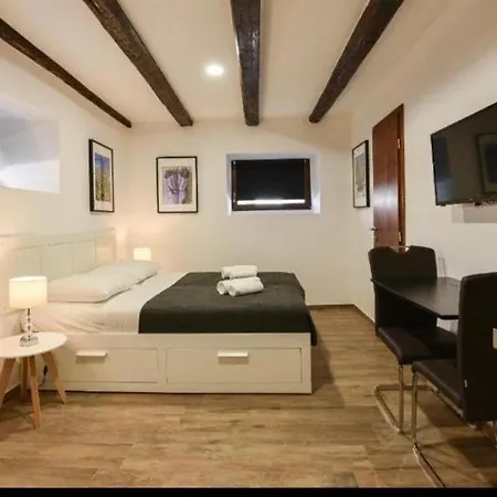 Apartman Old Town 1