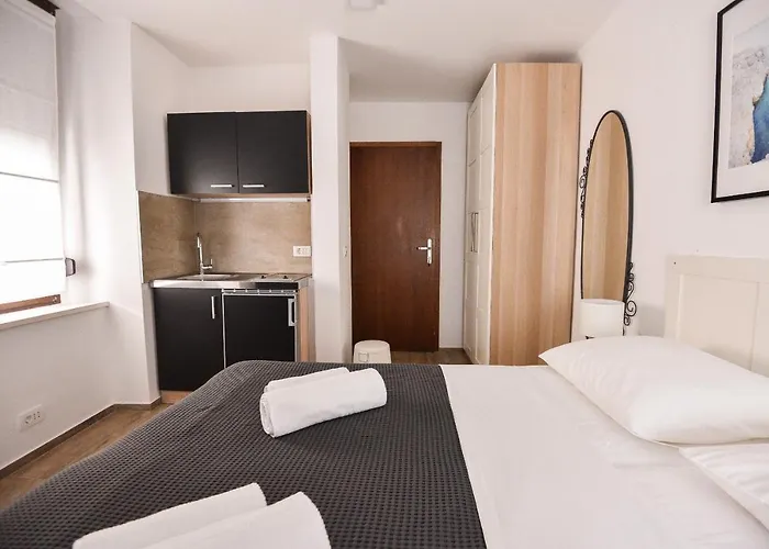 Apartman Old Town 1 *